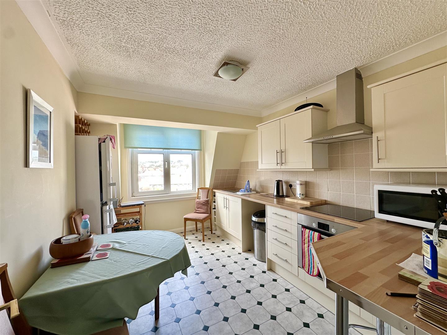 1 bed property in De La Warr Parade, Bexhill-On-Sea